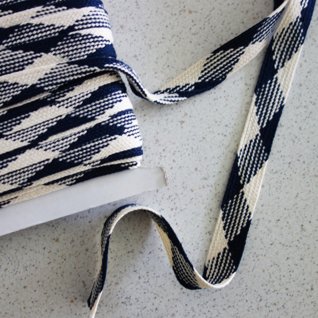 Lacet plat bicolore écru/marine – Super Bison - Main Image