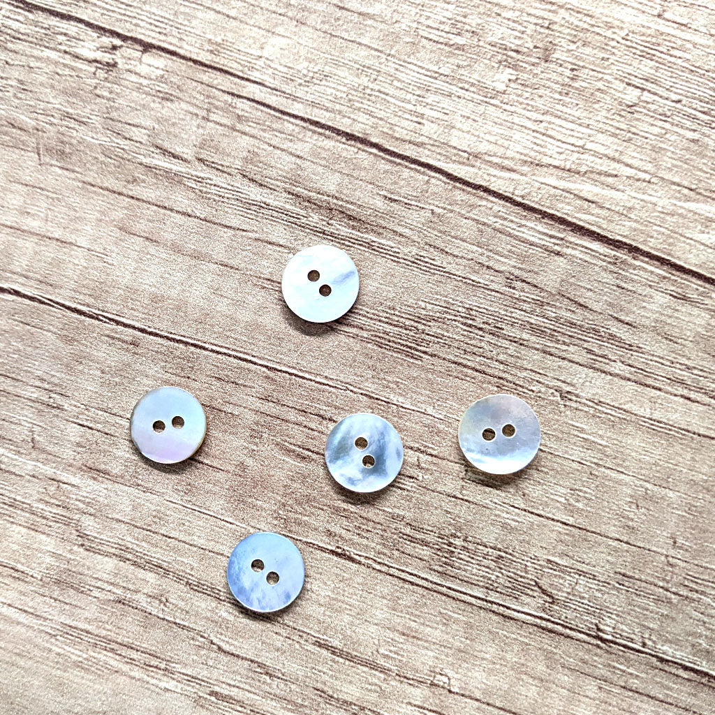 20 Boutons Ronds 11 Mm 2 Trous - Assortiment De Couleurs, Résine, Neuf