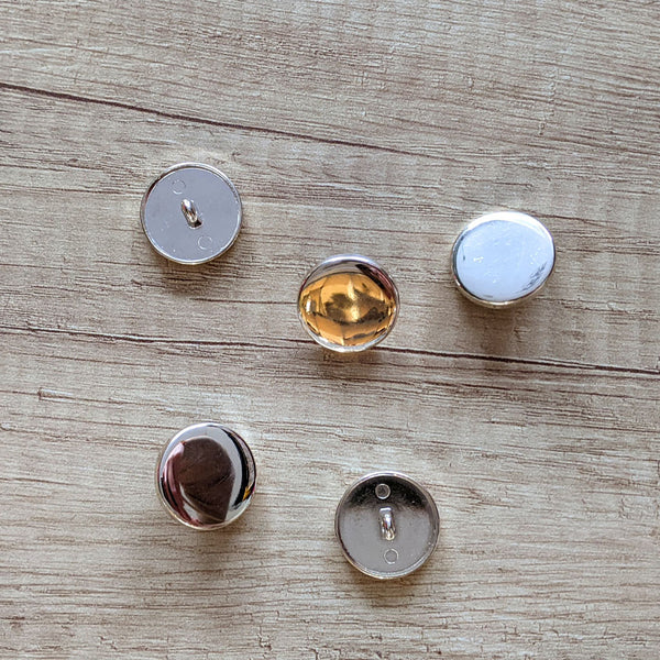 Boutons à queue métal or clair 22 mm
