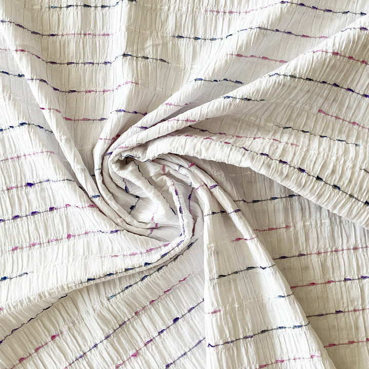 Coton froissé blanc dégradé brodé
