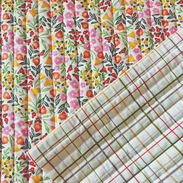 Matelassé coton double face fleur rose orange et carreau