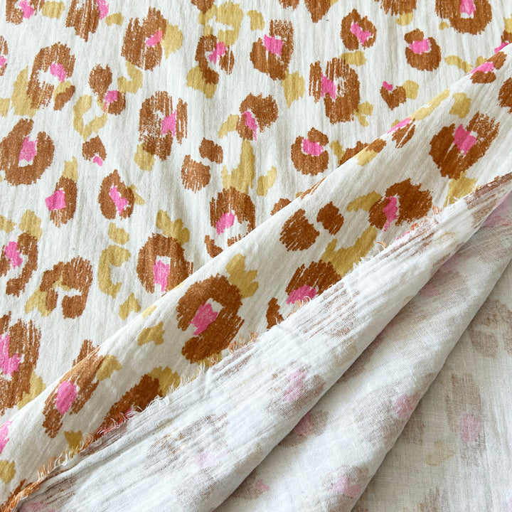 Tissu Double gaze vanille léopard jaune et rose