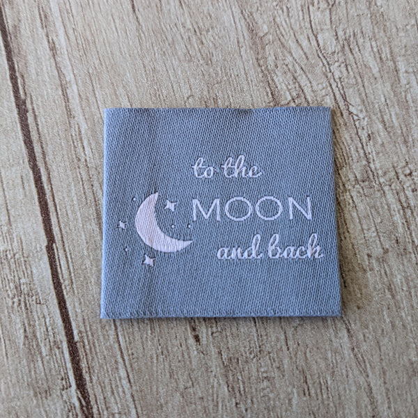 Etiquette à coudre - To the moon and back -