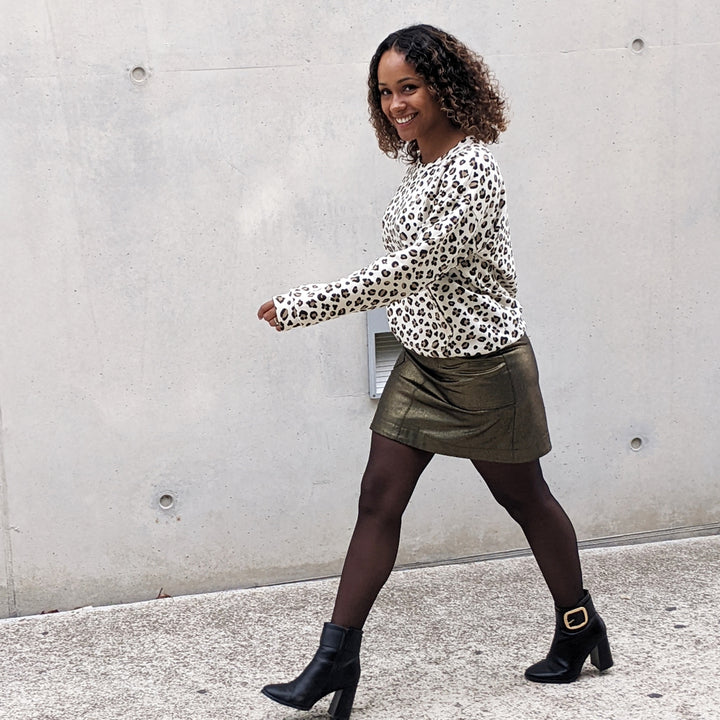 Sweat écru léopard noir et taupe