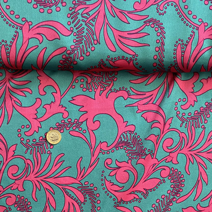 Tissu satiné jungle vert et fuschia