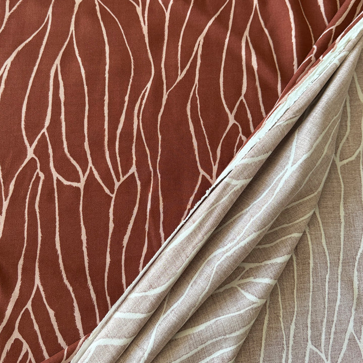 Sergé viscose brique imprimé abstrait