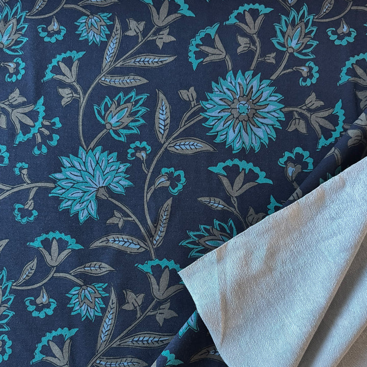 Sweat bleu fleurs indiennes