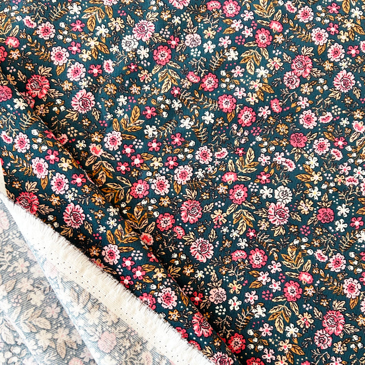 Velours milleraie vert fleur rose
