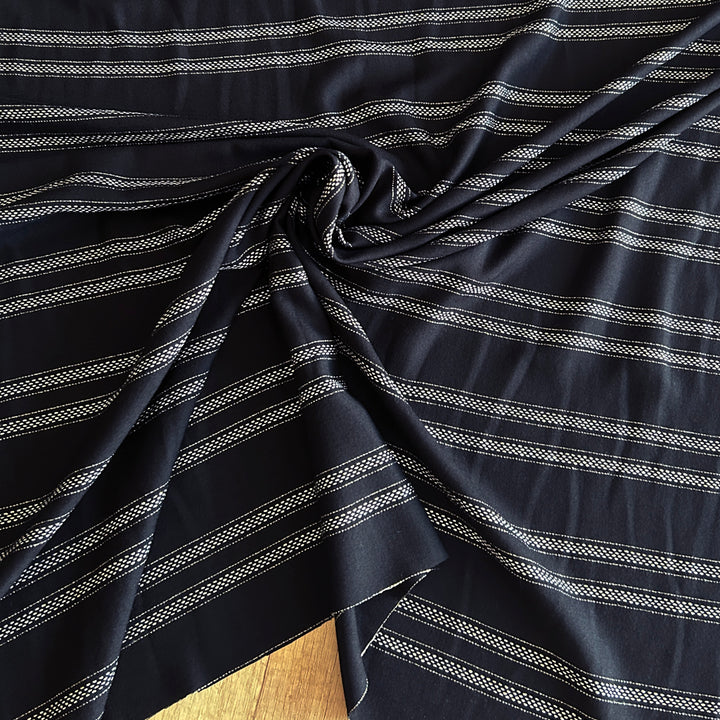 Viscose noire rayure lurex or