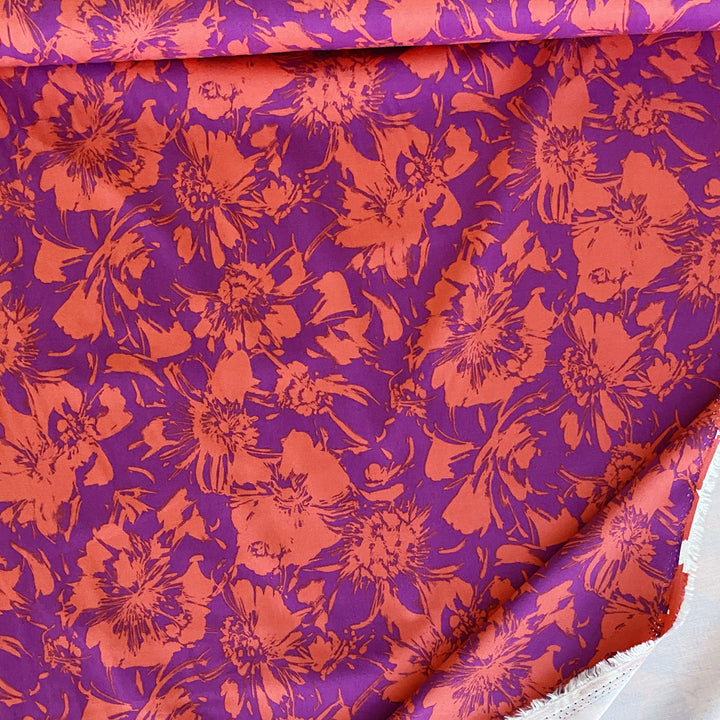 Viscose stretch violet grosse fleur rouge