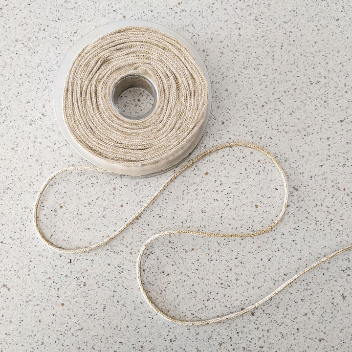 Cordon 3 mm écru et or