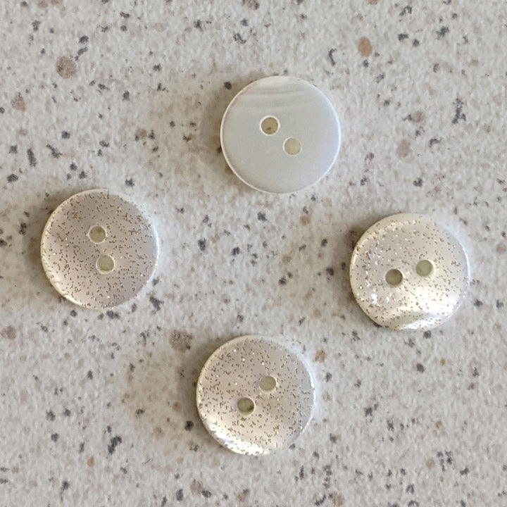 Boutons nacre blanc paillettes or 11 mm