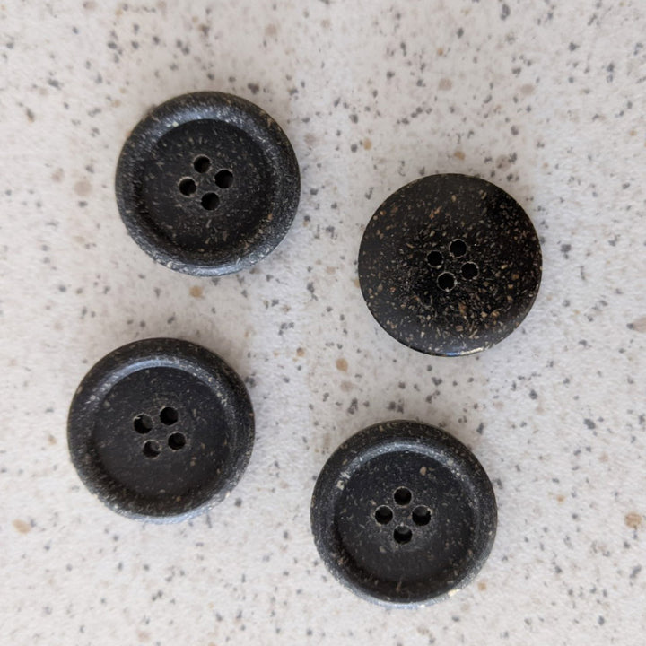 Boutons recyclé noir 20 mm