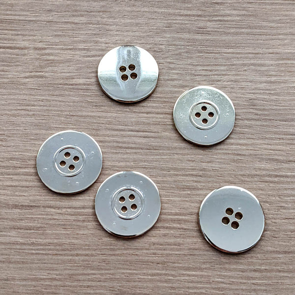 bouton 18 mm couleur chromé brillant accroche avec un anneau diamètre 18 mm  - mercerie-extra