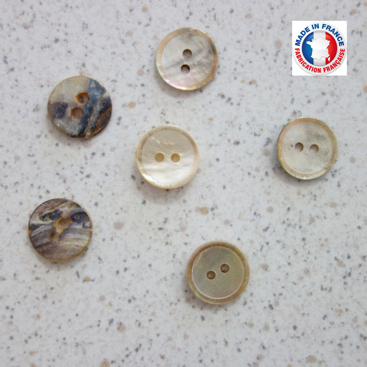 Boutons nacre contour or 14 mm