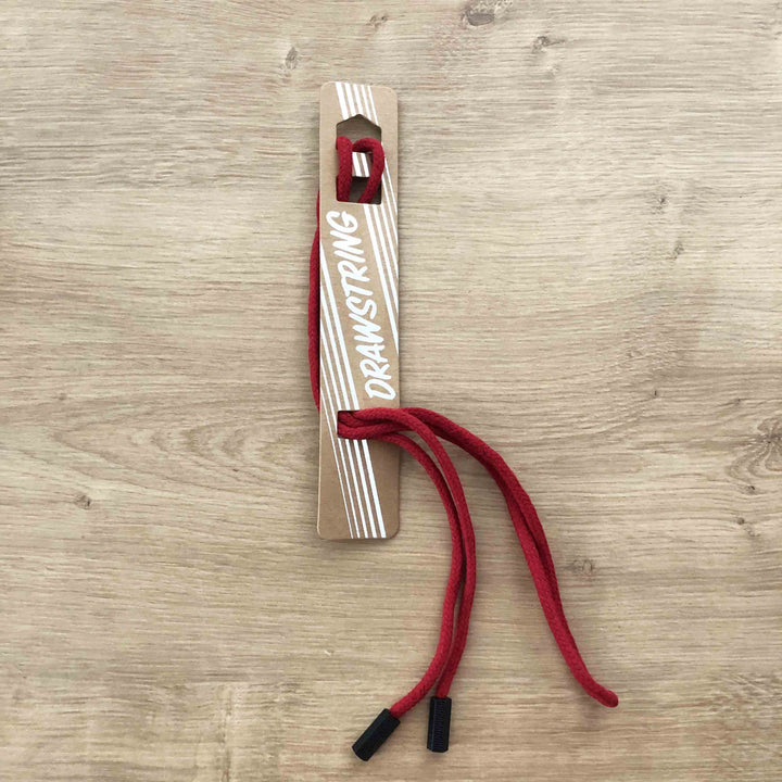 Cordon rouge embout noir hexagonal