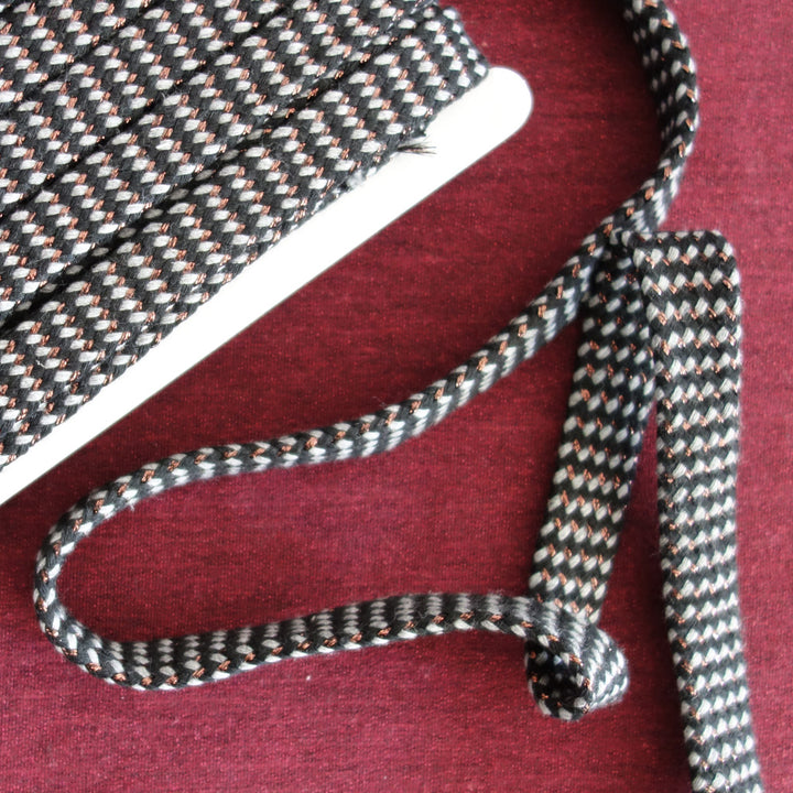 Lacet plat sweat à capuche noir/gris/cuivre