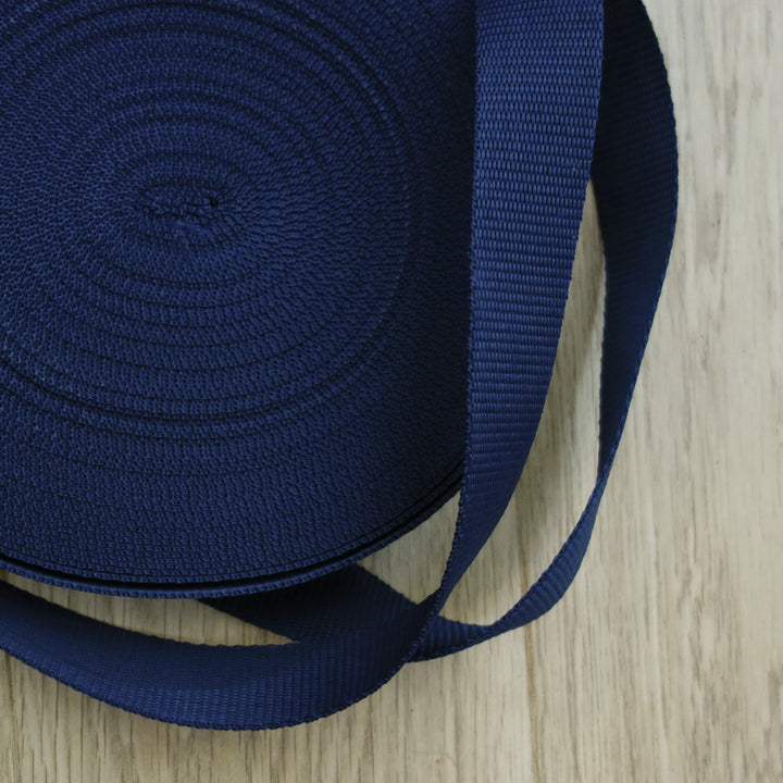 Sangle sac banane bleu marine