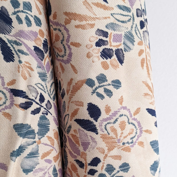 Sergé de Viscose Carmin Chantilly