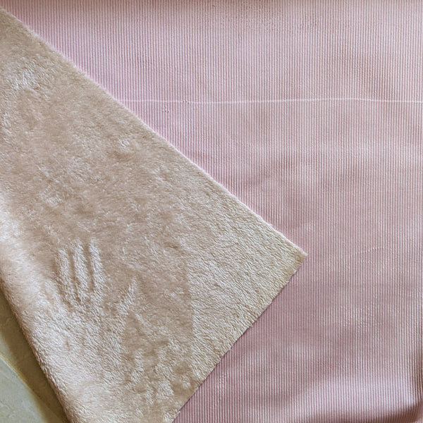 Velours grosses côtes rose poudré envers fourrure - Défaut